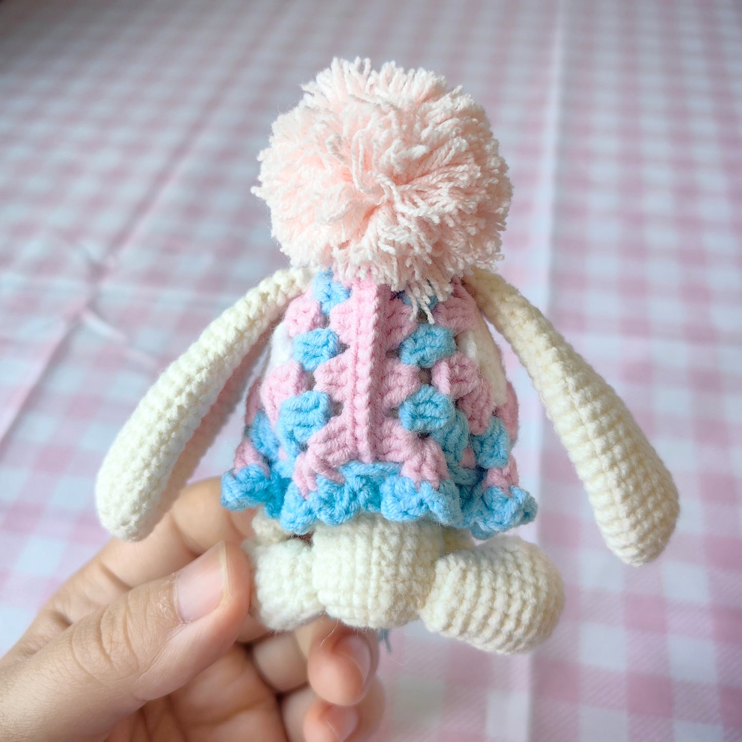 Hand-Crocheted Bunny Dollš°