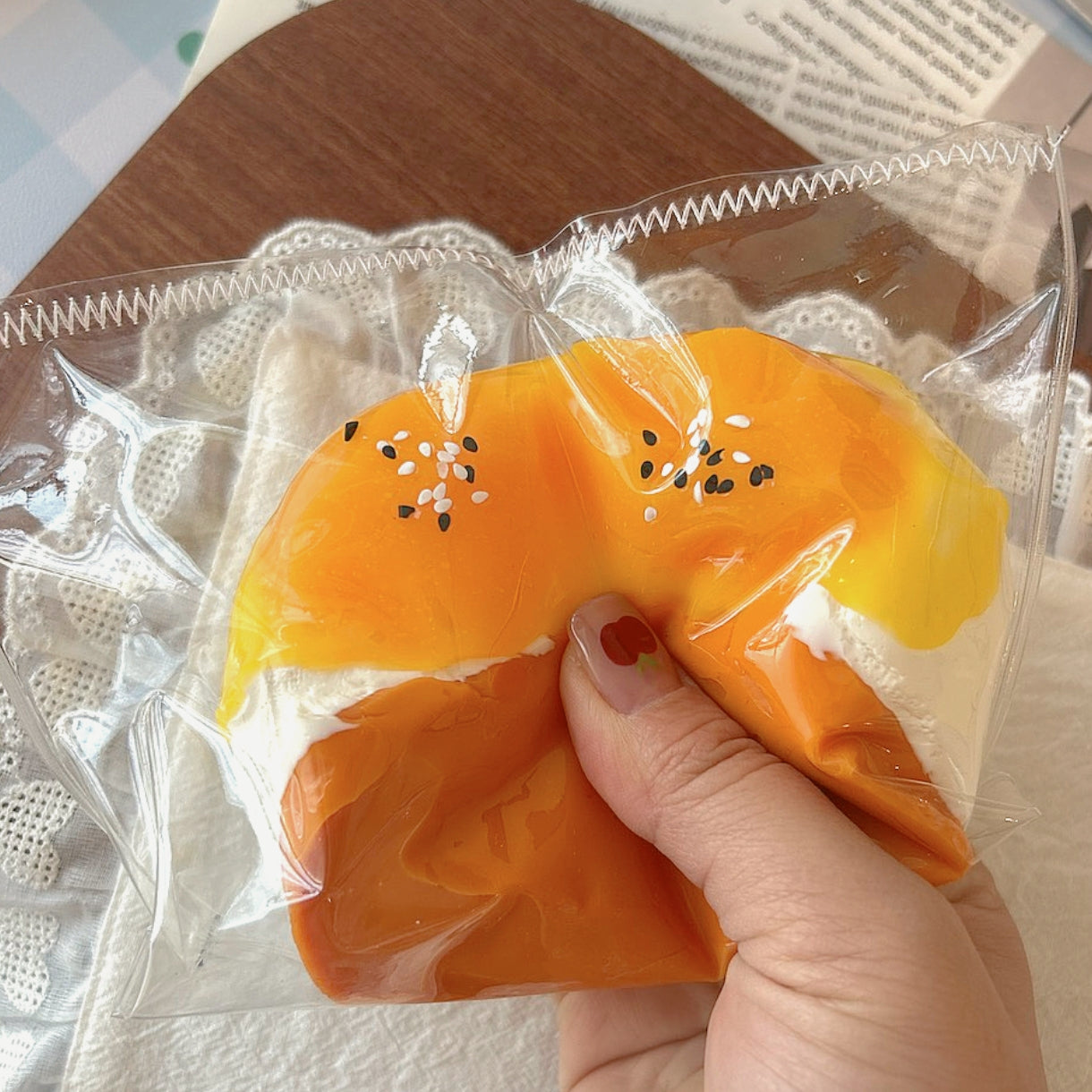 Double-yolk Sandwich Taba Squishy